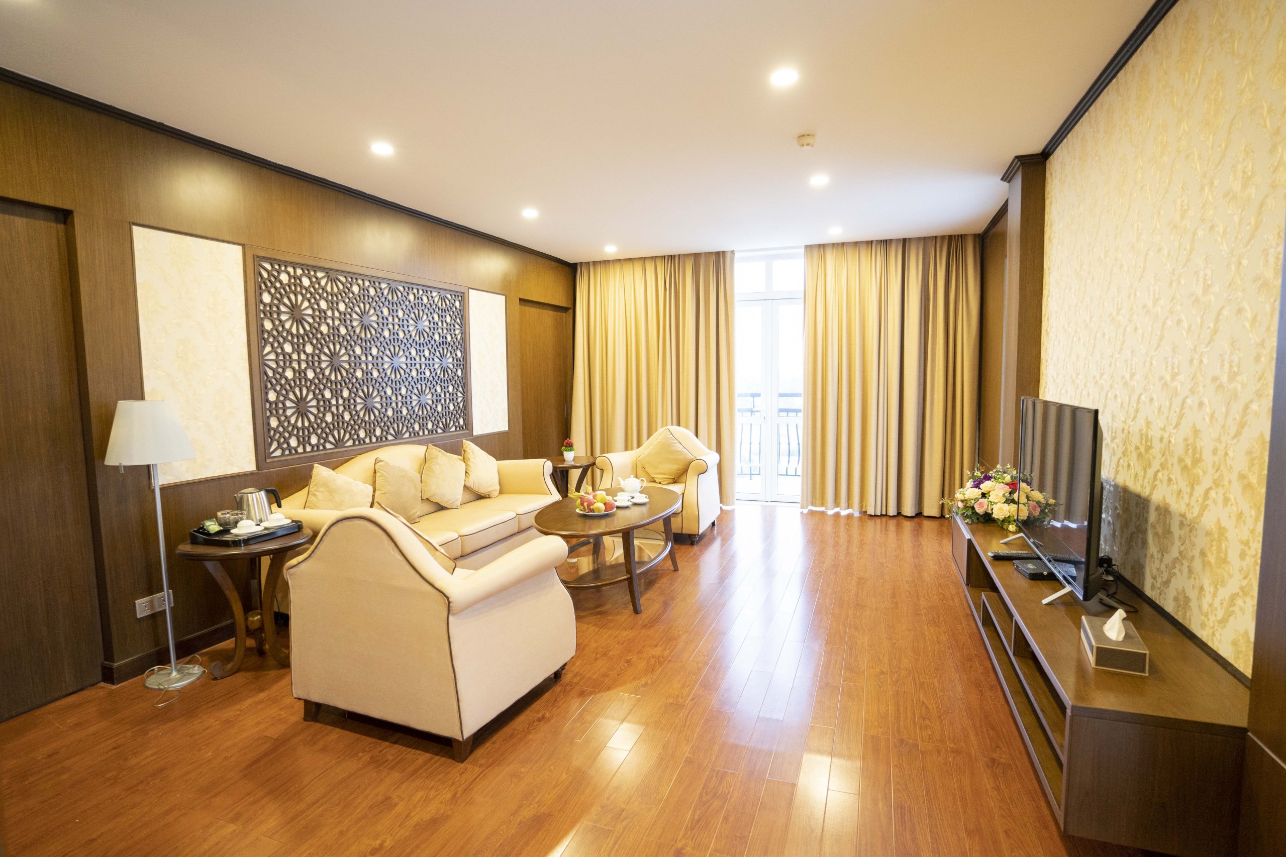 VIP ROOM
