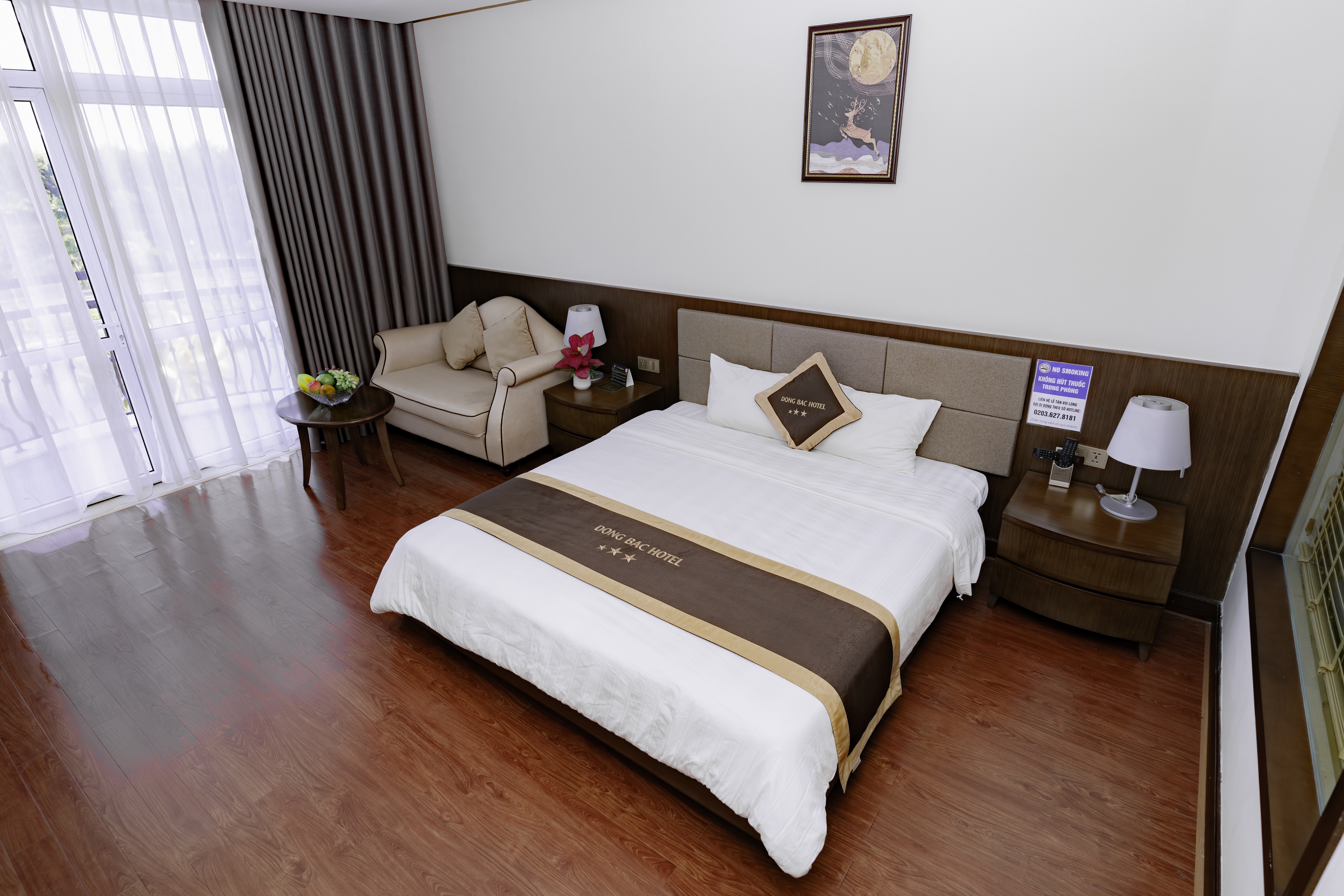 DELUXE DOUBLE ROOM