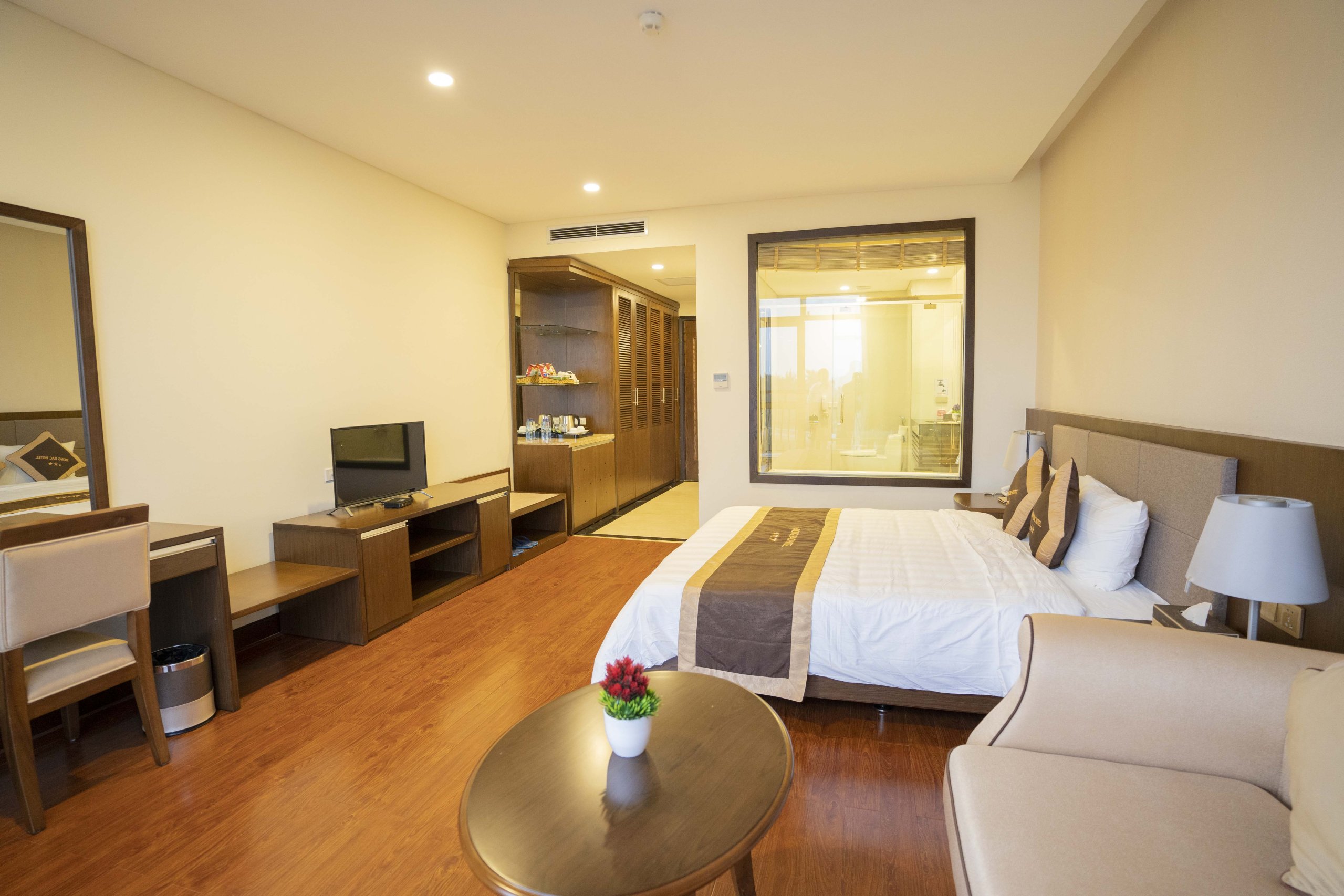DELUXE DOUBLE ROOM